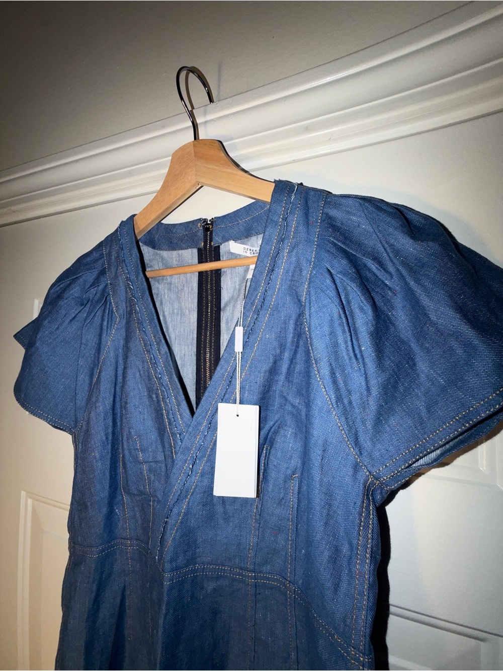 Derek Lam 10 Crosby Denim V-Neck Short Sleeve Dress - Blue. Sz 4 NWT - Picture 4 of 11